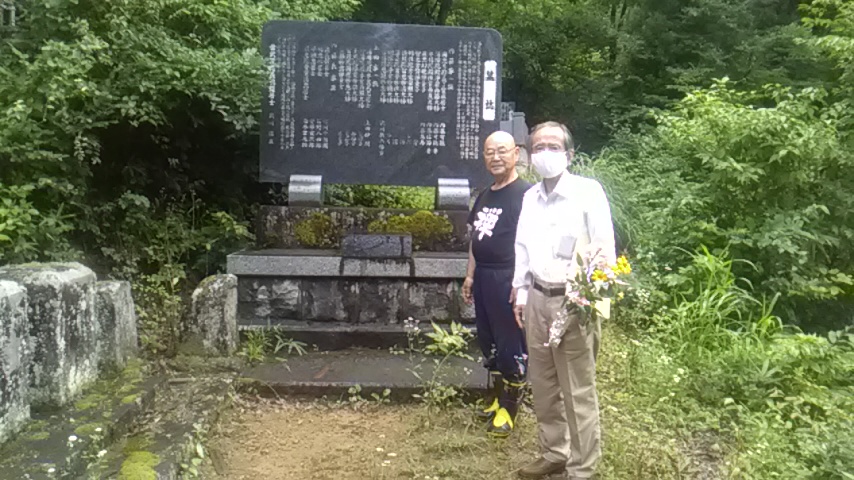 樋口副会長と泰雲寺に行ってきました 新島八重顕彰会