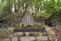 小栗上野介忠順の墓